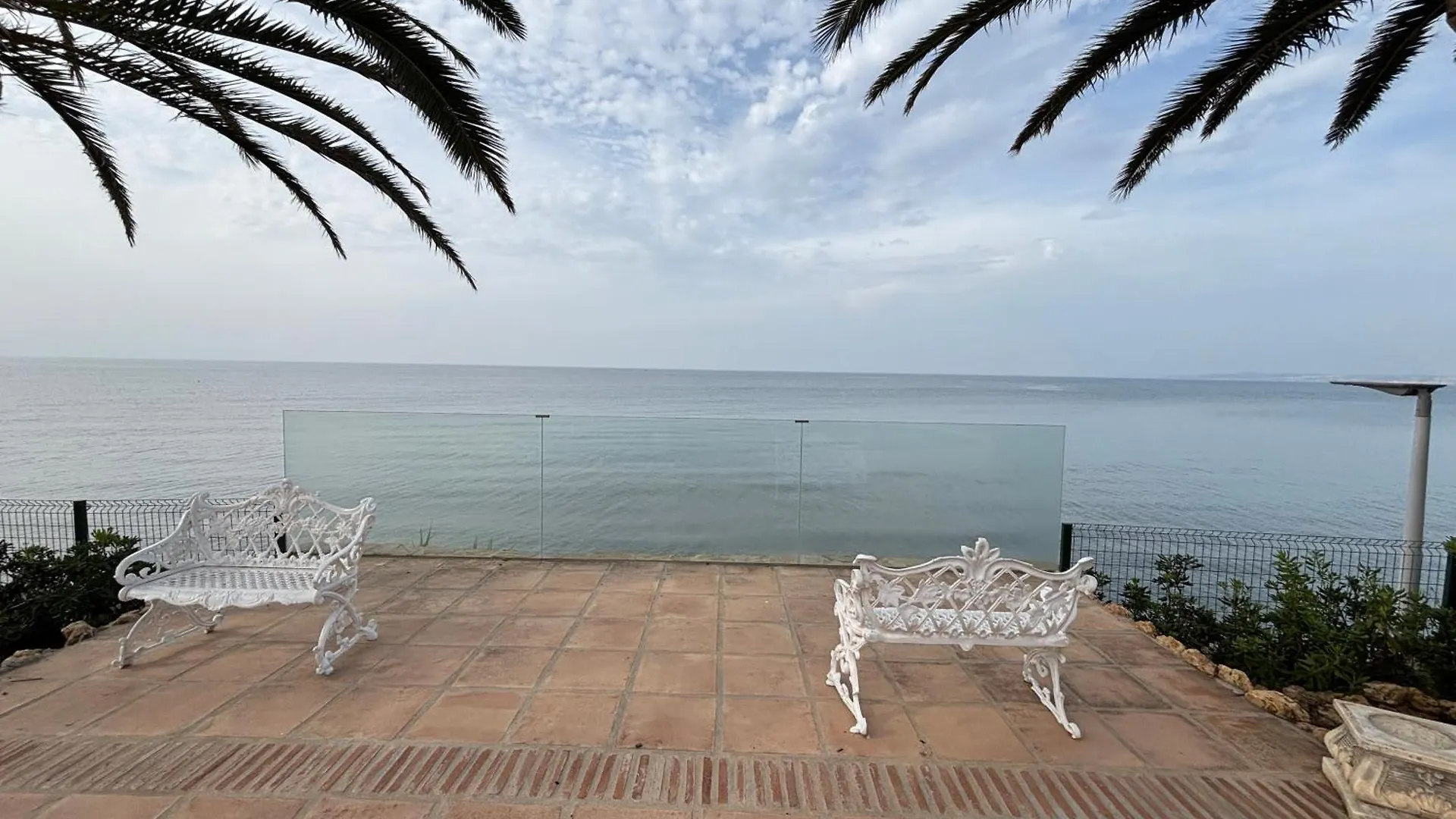 에스테포나 Lunimar, 1º Linea Mar Con Piscina 아파트