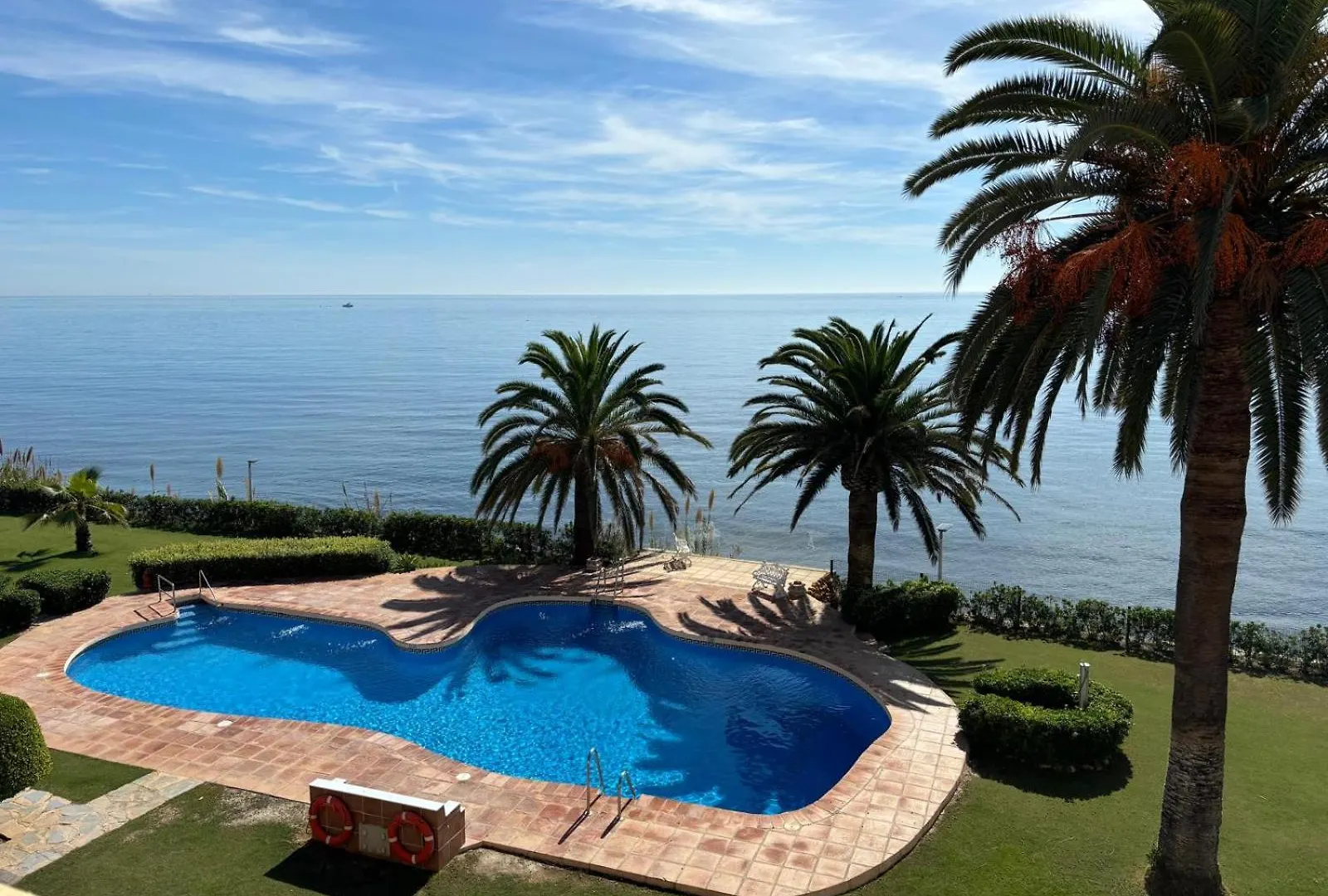 Ferienwohnung Lunimar, 1º Linea Mar Con Piscina Estepona