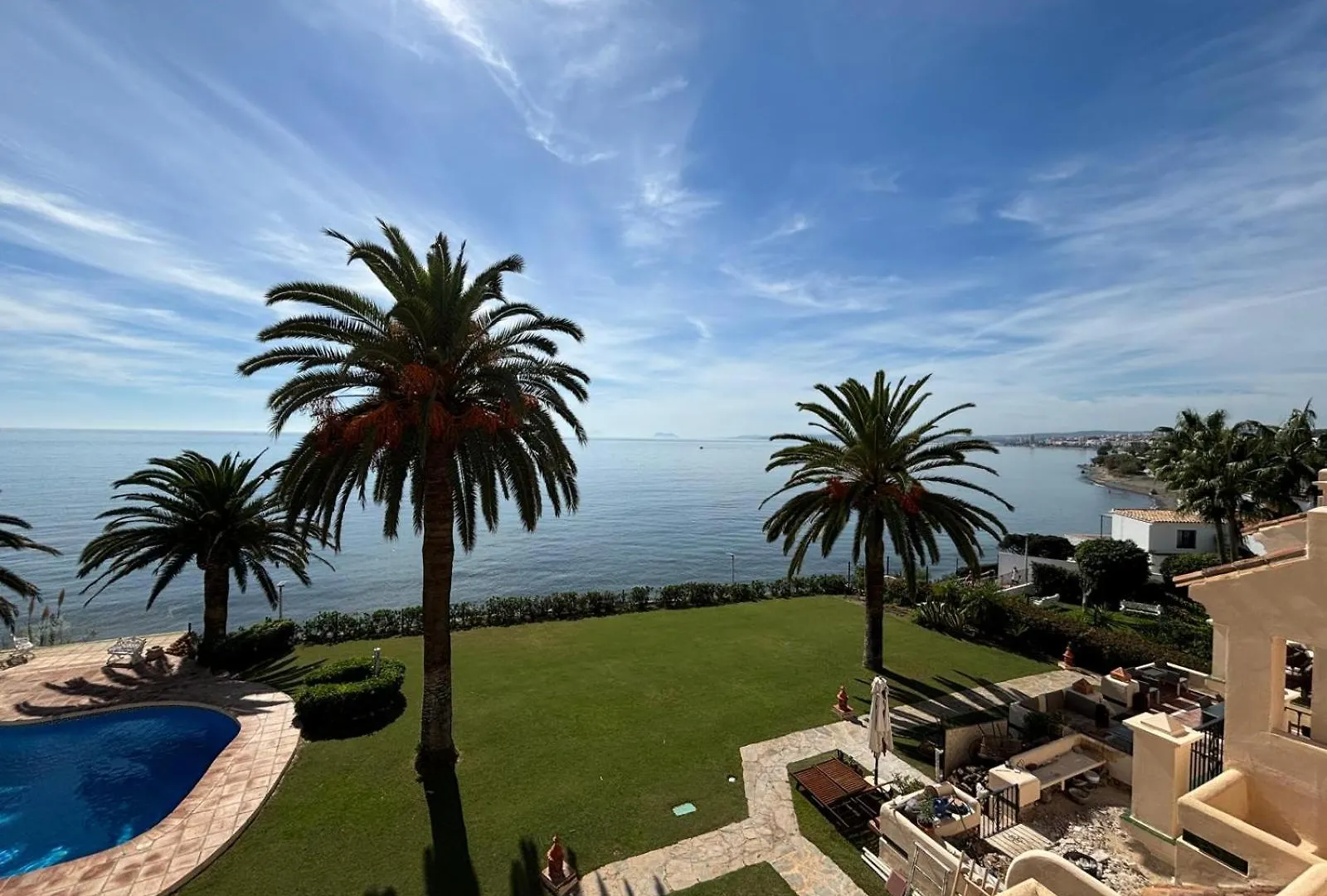 Ferienwohnung Lunimar, 1º Linea Mar Con Piscina Estepona Spanien