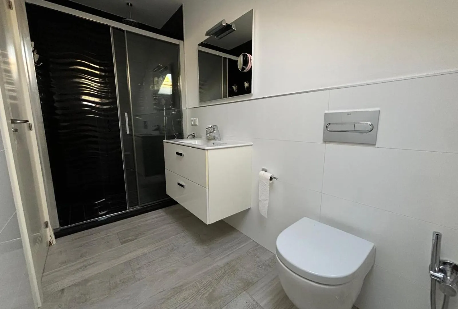 Ferienwohnung Lunimar, 1º Linea Mar Con Piscina Estepona Spanien